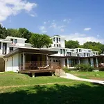 منتجع Rusalka Village كامين برياغ